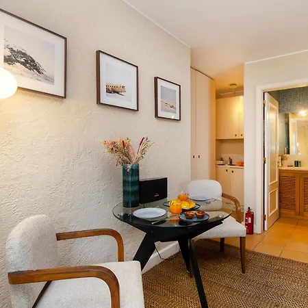 Whome With Shared Garden & Pool * Lissabon