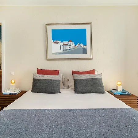 Whome With Shared Garden & Pool Vakantiehuis *